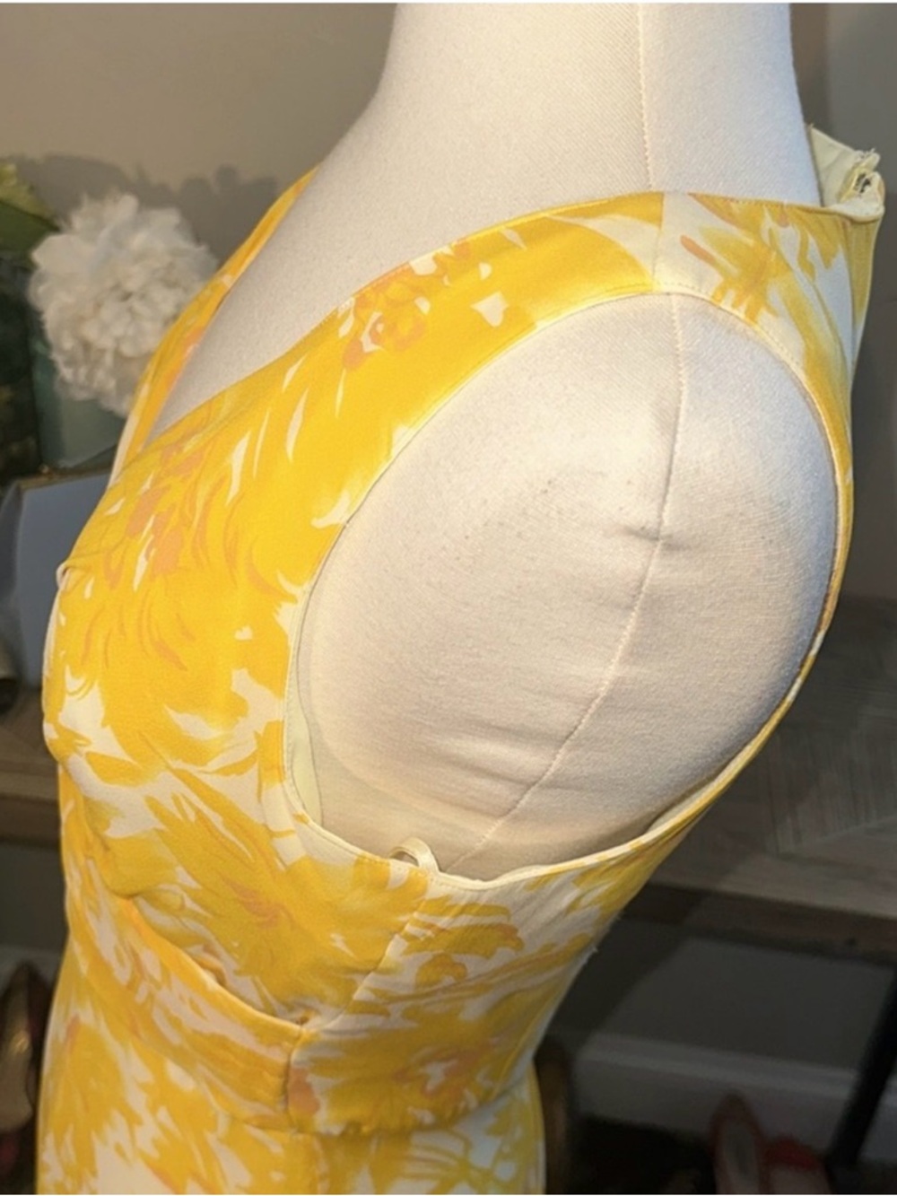 Kay Unger Evenings 100% Silk Yellow Dress EUC - Picture 5 of 7